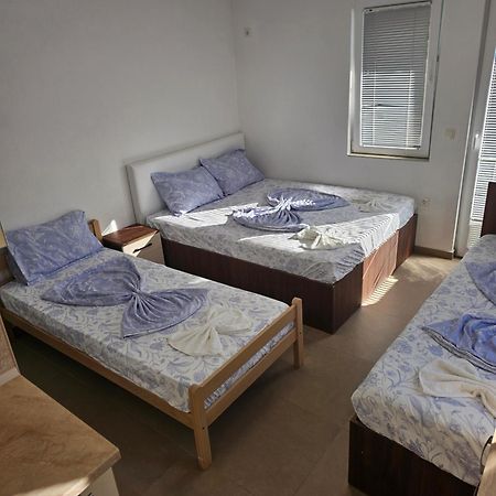 Apartmani Vila Ebra Utjeha Zewnętrze zdjęcie