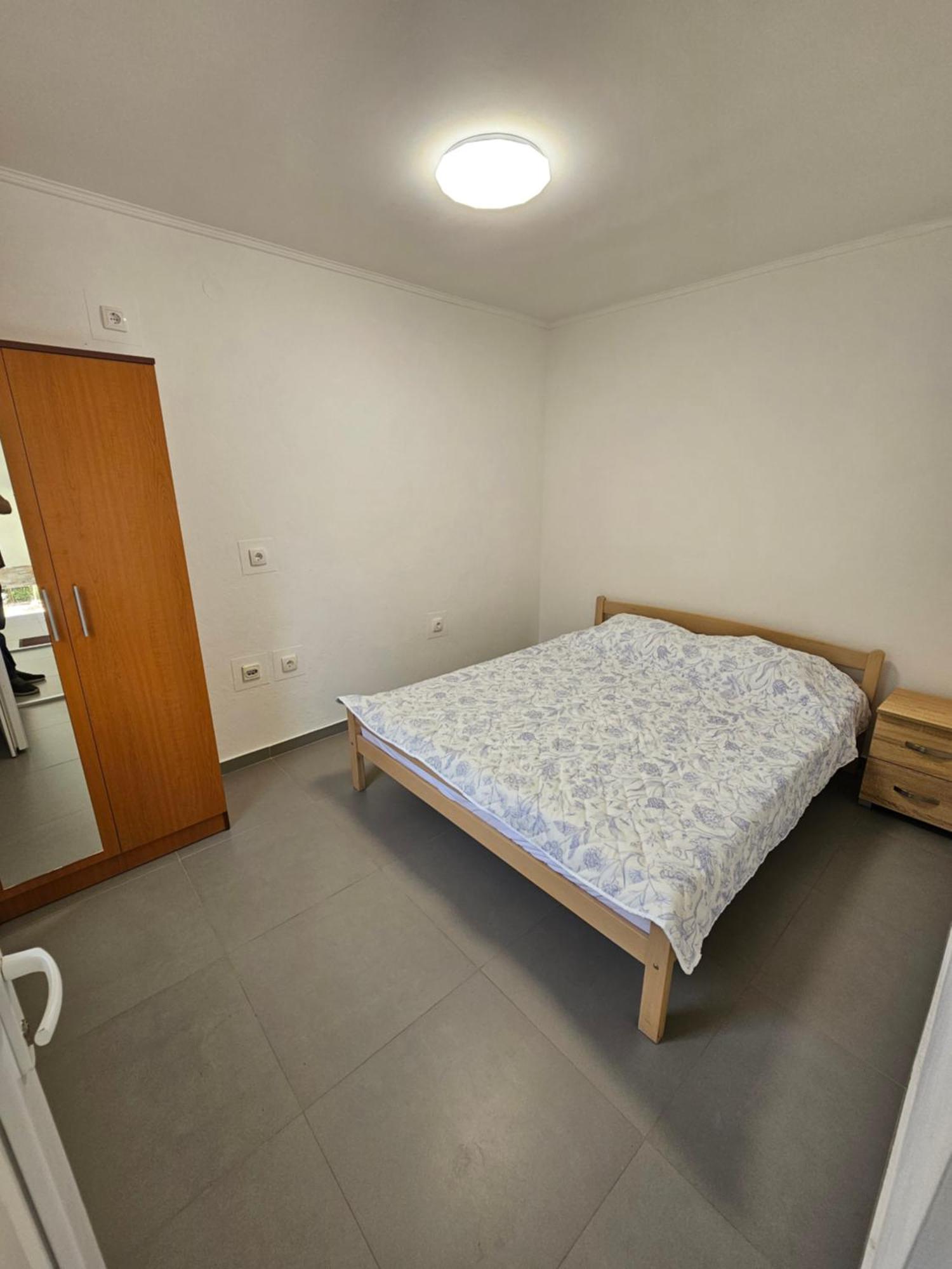 Apartmani Vila Ebra Utjeha Zewnętrze zdjęcie