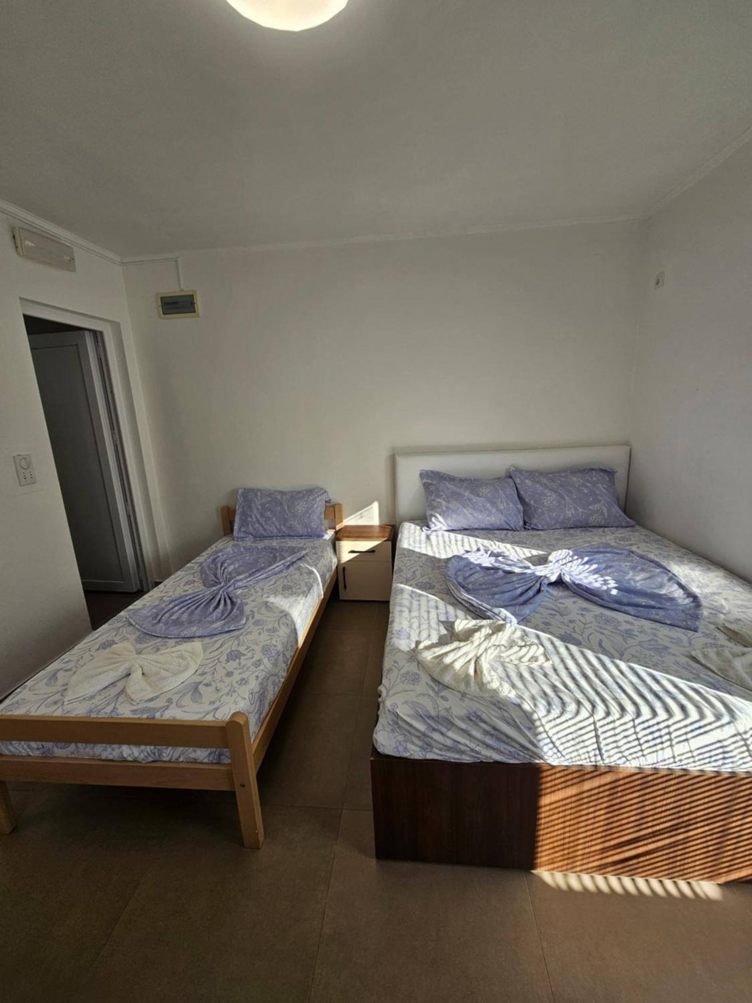 Apartmani Vila Ebra Utjeha Zewnętrze zdjęcie